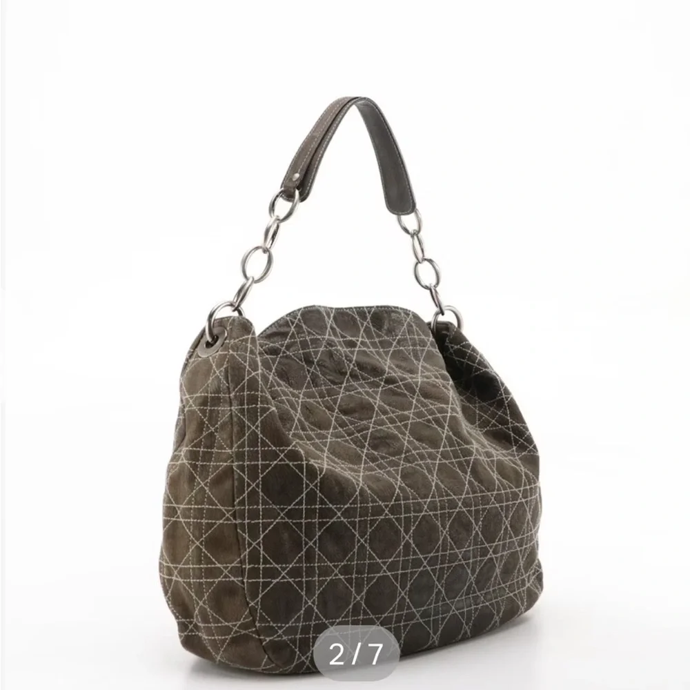 Christian Dior hobo bag in Cannage stitched Goatskin leather. Dark Gray Brown
